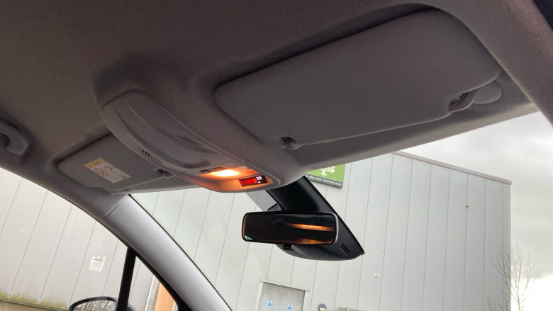 Vauxhall Crossland X 1.2T [110] Griffin 5dr [6 Spd] [Start Stop] Petrol Hatchback